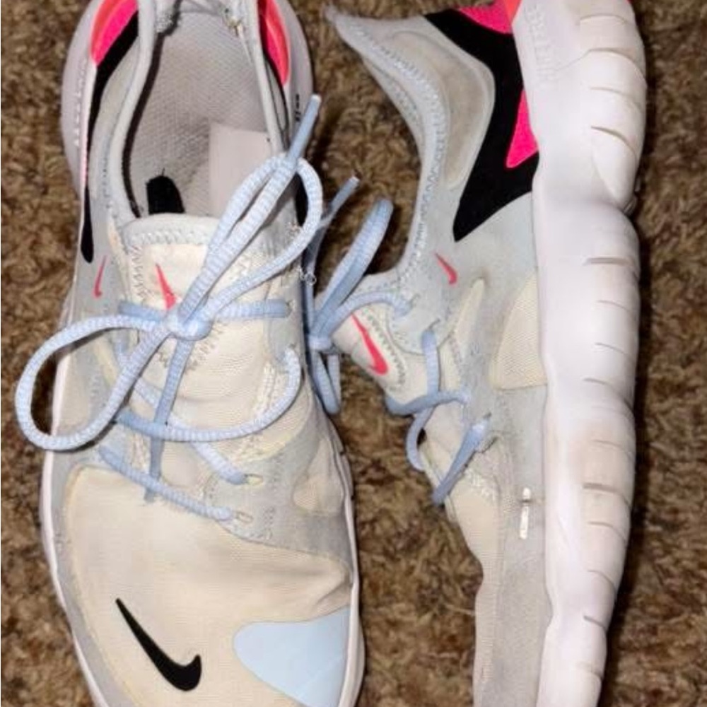 Nike Women's Black, White, and Pink Athletic Shoes